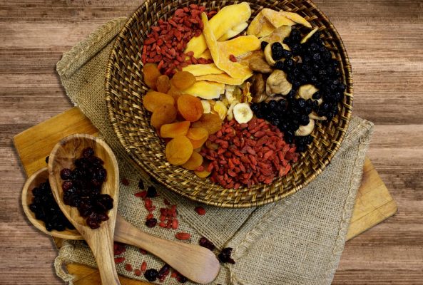 Dried Fruits & Fruit Mixes